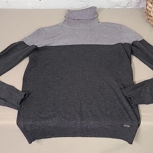 - Calvin Klein Turtleneck Sweater Size Small Grey